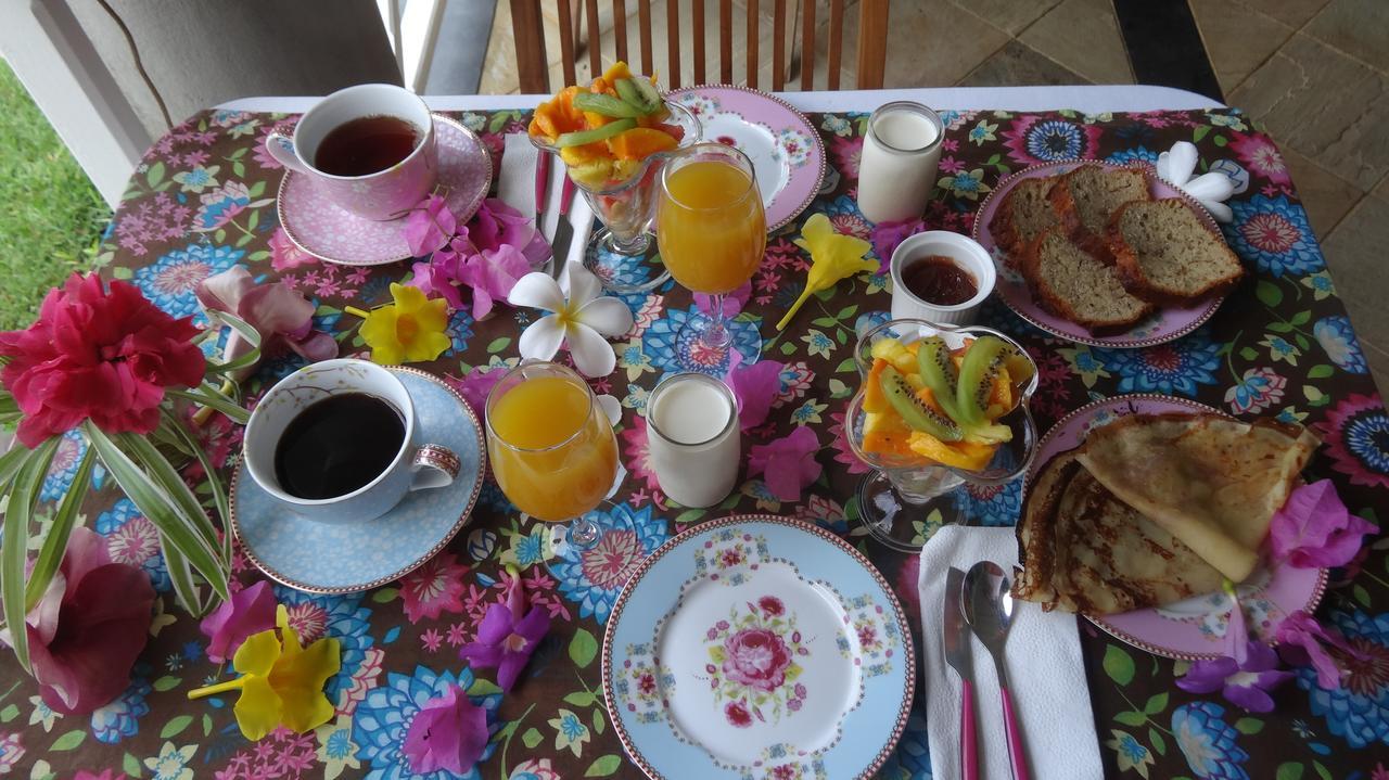 Bed And Breakfast Maison Papaye La Gaulette Exteriér fotografie